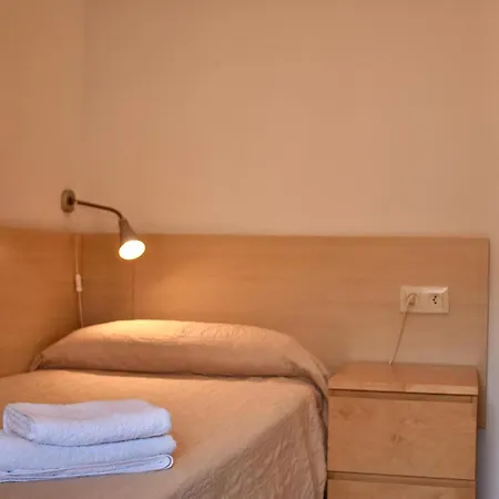 Hostal Residencia Universitaria Pare Claret